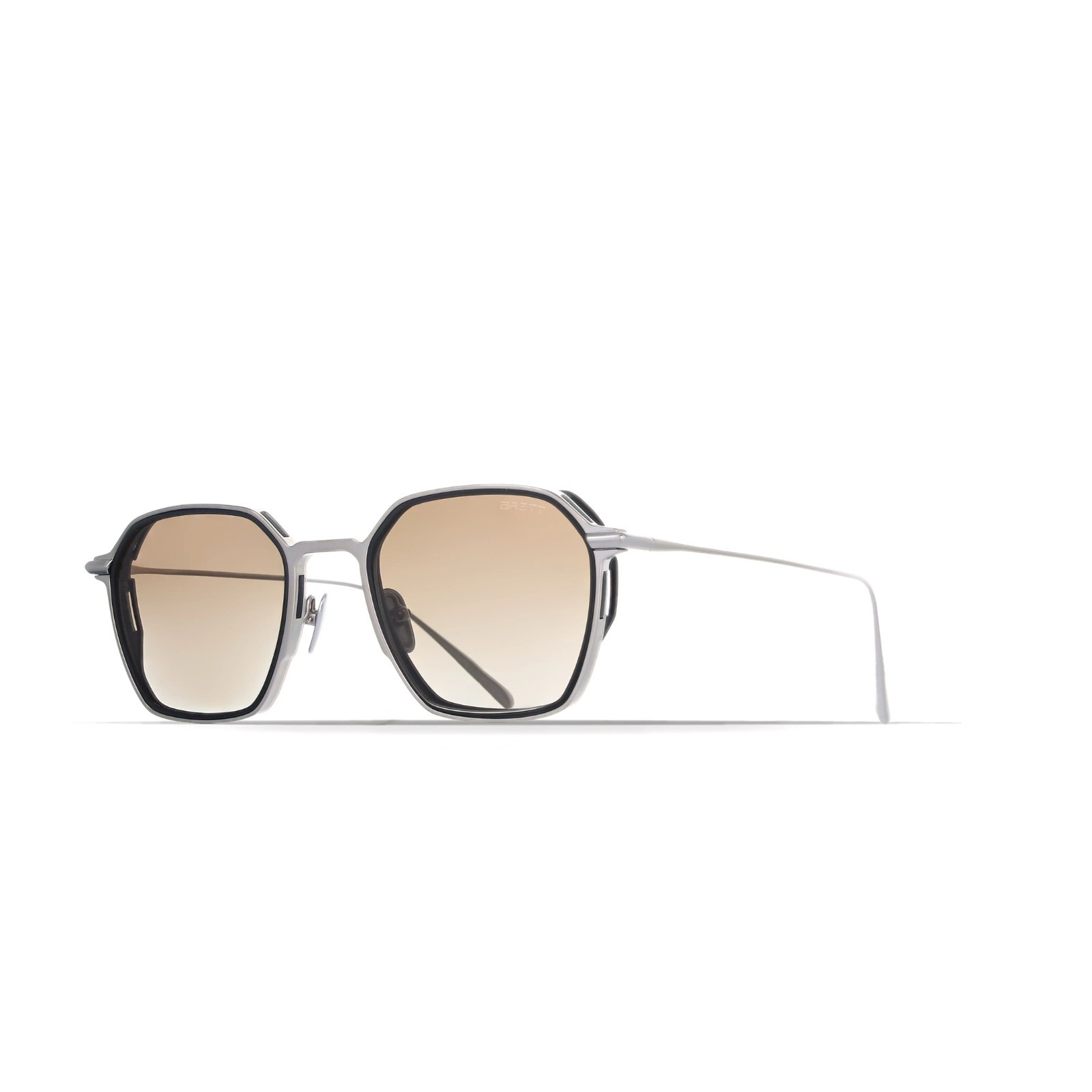 Occhiali da sole Brett Francois Sun C34 montatura in titanio vista in prospettiva